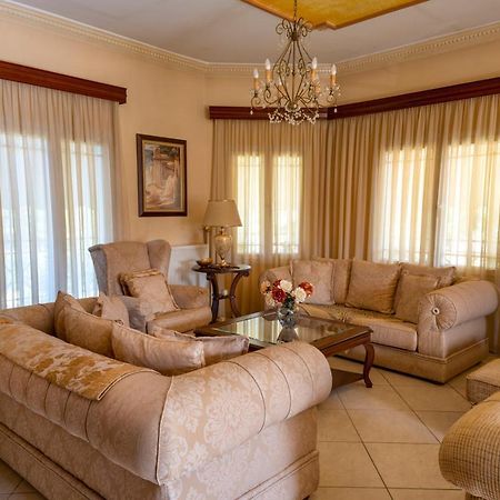 יואנינה Sevi'S Luxury Guesthouse Villa מראה חיצוני תמונה